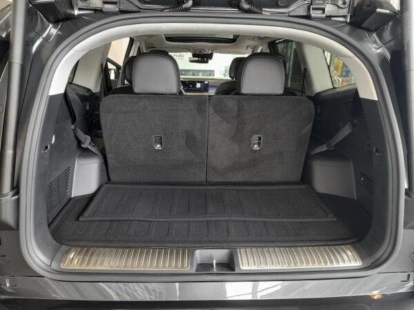 Hyundai IONIQ 9 6-Sitzer 4WD UNIQ Relax-Paket, Panoramadach