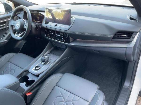 Nissan Qashqai Tekna 1.3 DIG-T 4x4 160 PS Autom. ***SOFORT VERFÜGBAR***
