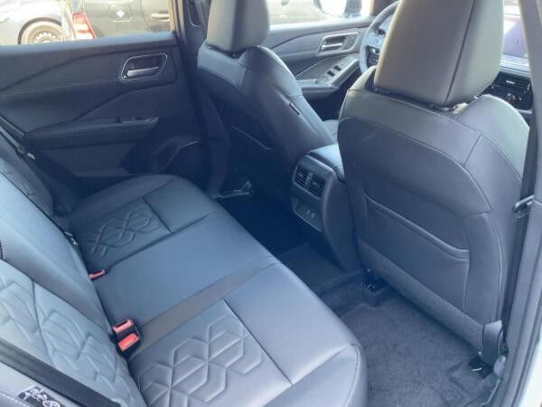 Nissan Qashqai Tekna 1.3 DIG-T 4x4 160 PS Autom. ***SOFORT VERFÜGBAR***