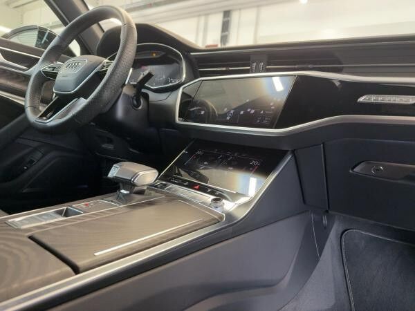 Audi A6 Avant 50 TDI qu. sport Head-Up Pano B&O Kamera