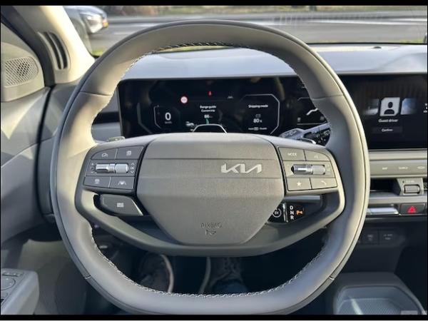 Kia EV3 58,3 kWh FWD AIR *Navi*Klimaautomatik*