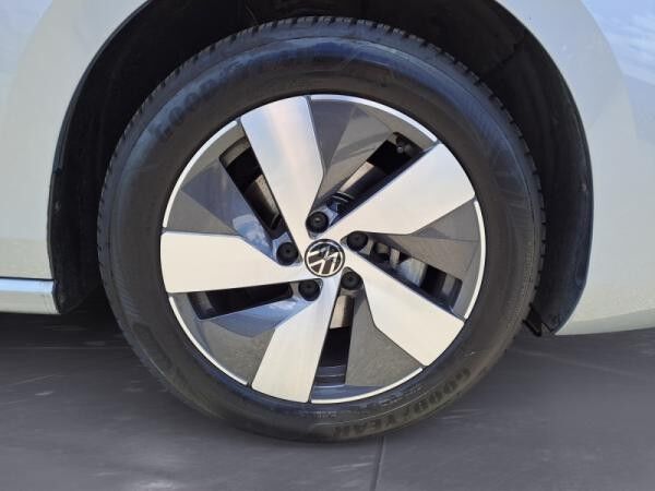 Volkswagen Passat Variant, AHK, Travel Assist, Akustikpaket, sofort verfügbar