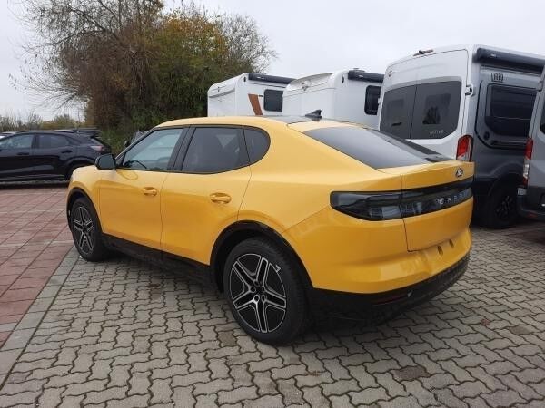 Ford Capri RWD Premium H ACC