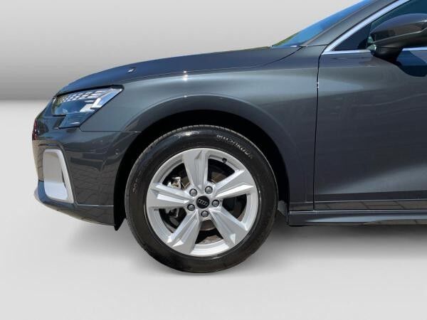 Audi A3 allstreet 35TFSI 6 Gang Navi AHK Virtual plus