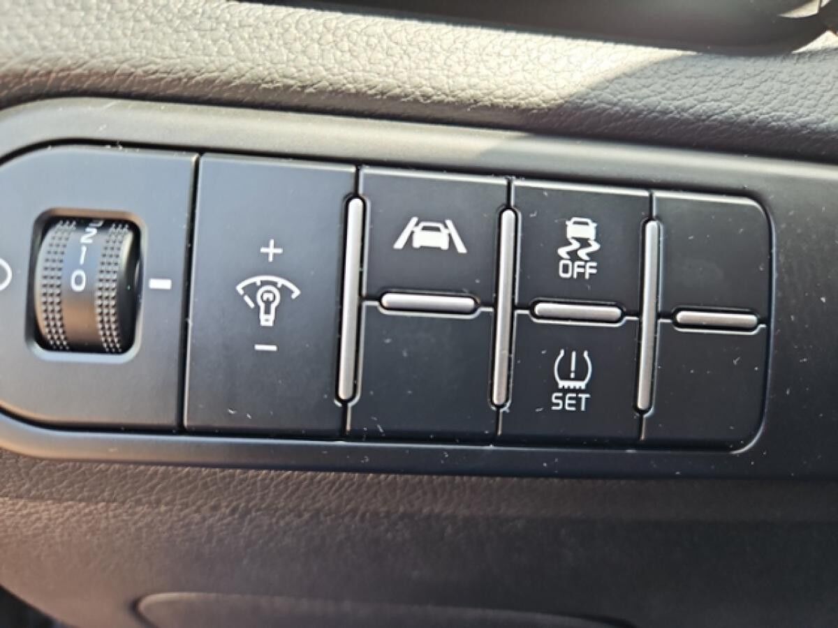 Kia Ceed SW Ceed Sportswagon 1,5 T-GDI Vision Navi Komf. Kli