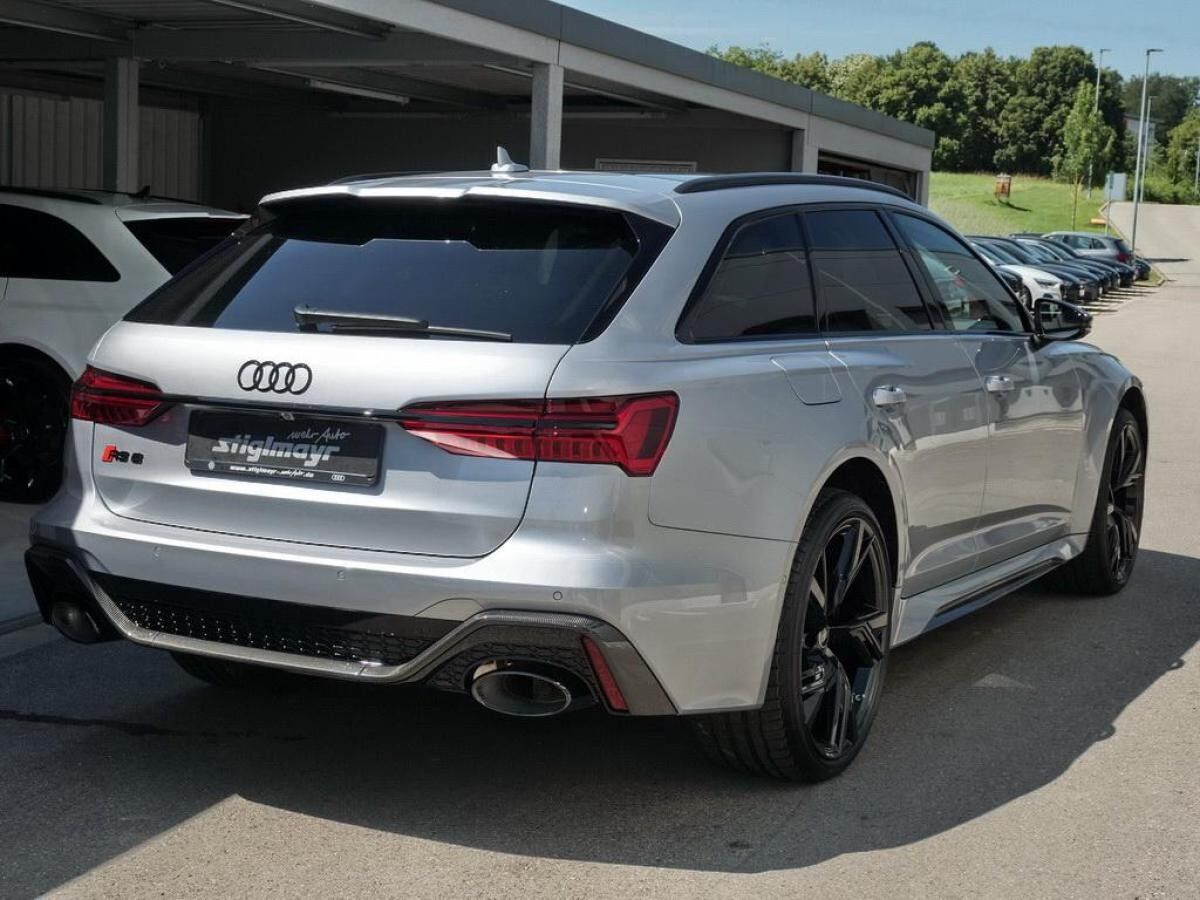 Audi RS6 Avant tiptronic Nachtradar