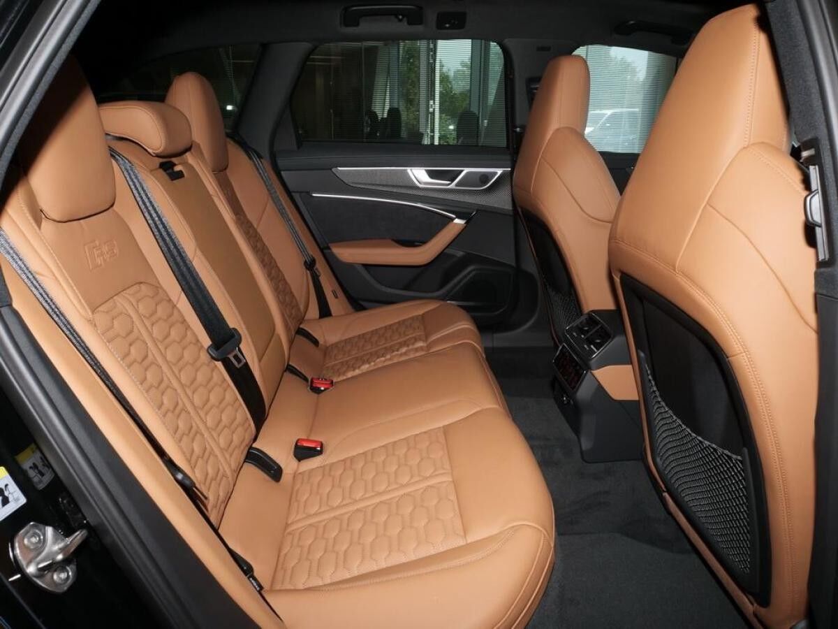 Audi RS6 Avant performance *Vollausstattung*