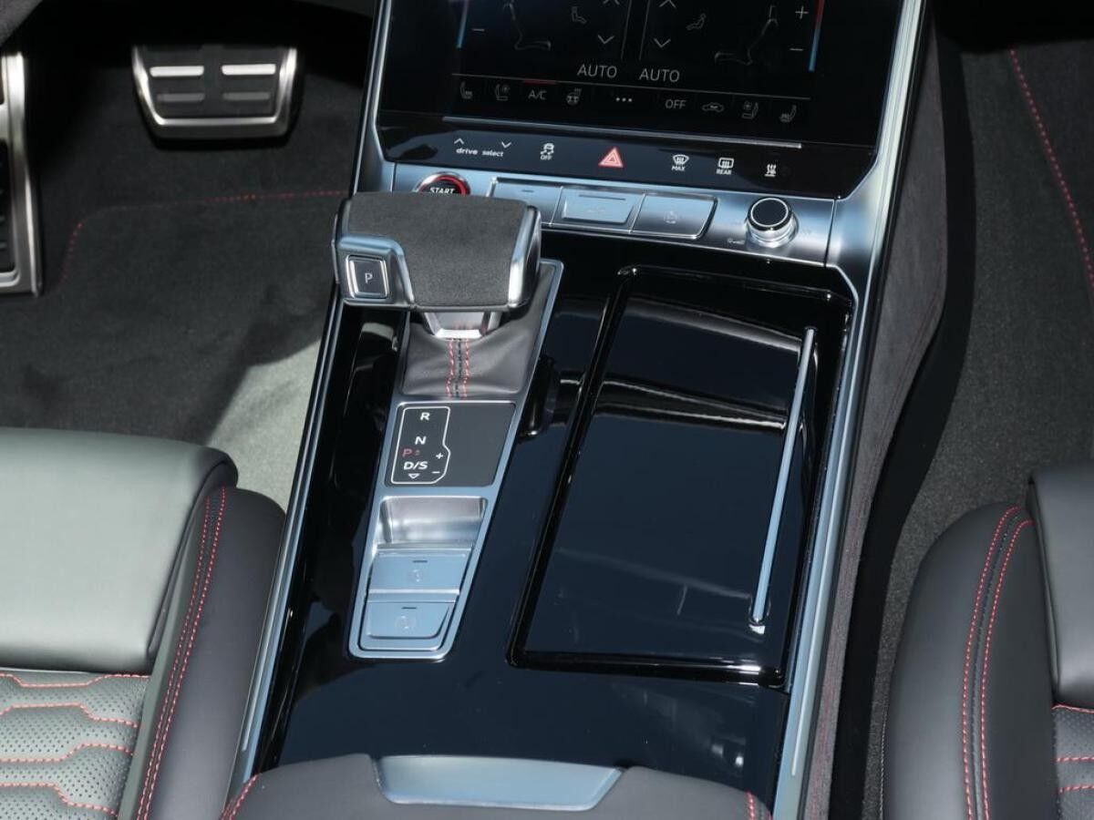 Audi RS6 Avant tiptronic Nachtradar