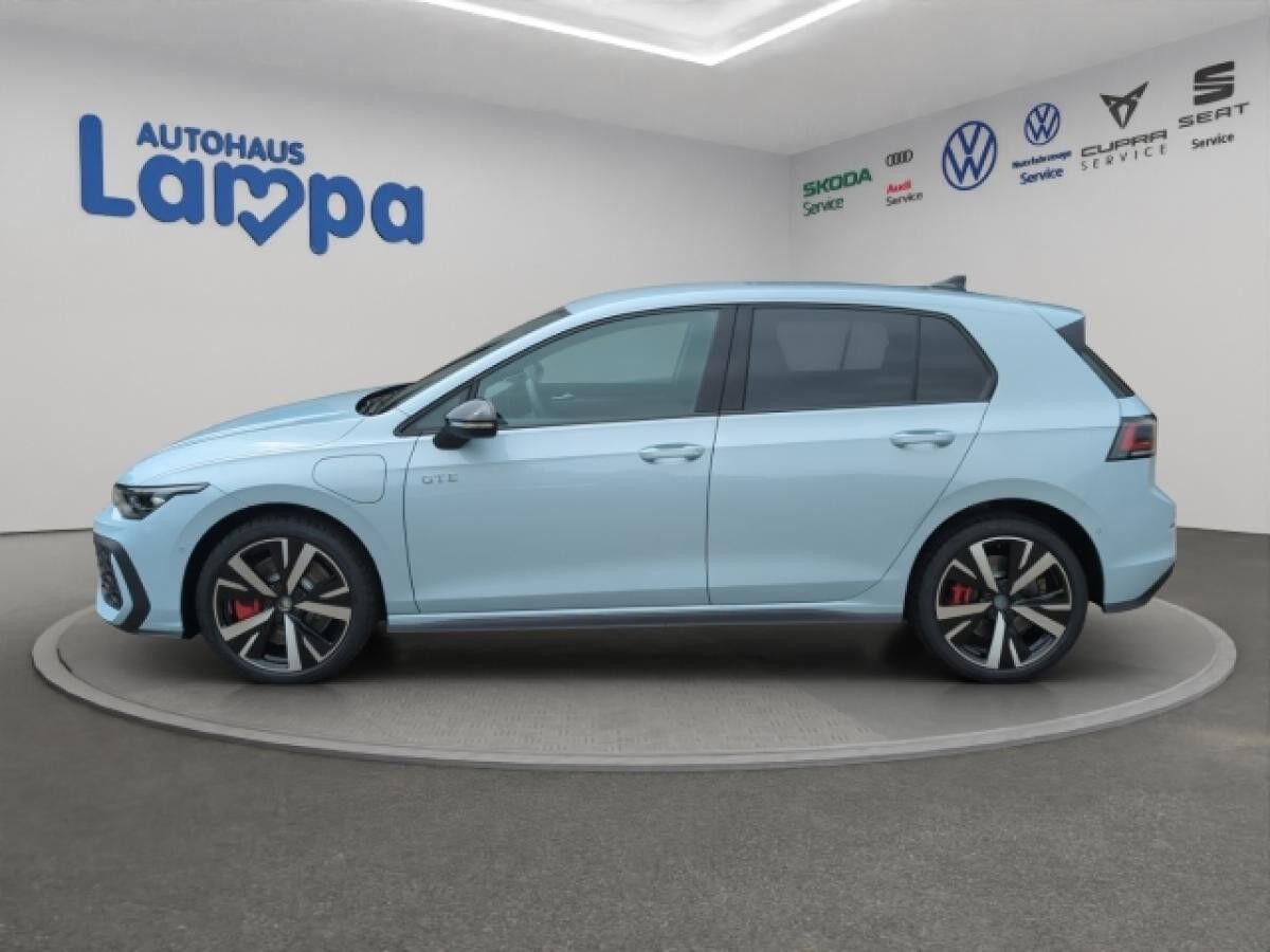 Volkswagen Golf VIII GTE 1.5 eHybrid DSG AHK,NAV,RFK,SHZ,Matrix-LED