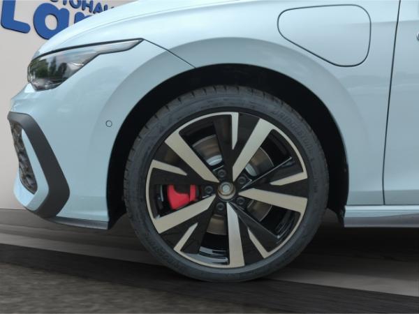 Volkswagen Golf VIII GTE 1.5 eHybrid DSG AHK,NAV,RFK,SHZ,Matrix-LED