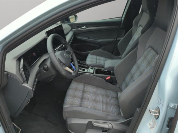 Volkswagen Golf VIII GTE 1.5 eHybrid DSG AHK,NAV,RFK,SHZ,Matrix-LED