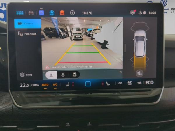 Volkswagen Golf VIII GTE 1.5 eHybrid DSG AHK,NAV,RFK,SHZ,Matrix-LED