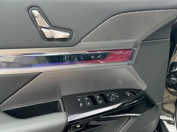 BMW 740 740d 🔥Vorführwagenaktion/Verfügbar ab 04/26🔥🔥Sportpaket Pro+ Automatiktüren+BMW Kristallscheinwerfer