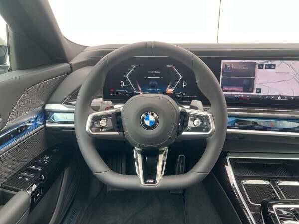 BMW 740 740d 🔥Vorführwagenaktion/Verfügbar ab 04/26🔥🔥Sportpaket Pro+ Automatiktüren+BMW Kristallscheinwerfer