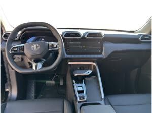 MG ZS Luxury Hybrid+