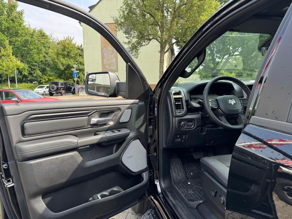 Dodge RAM REBEL Night Premium Edition Sonderaktion