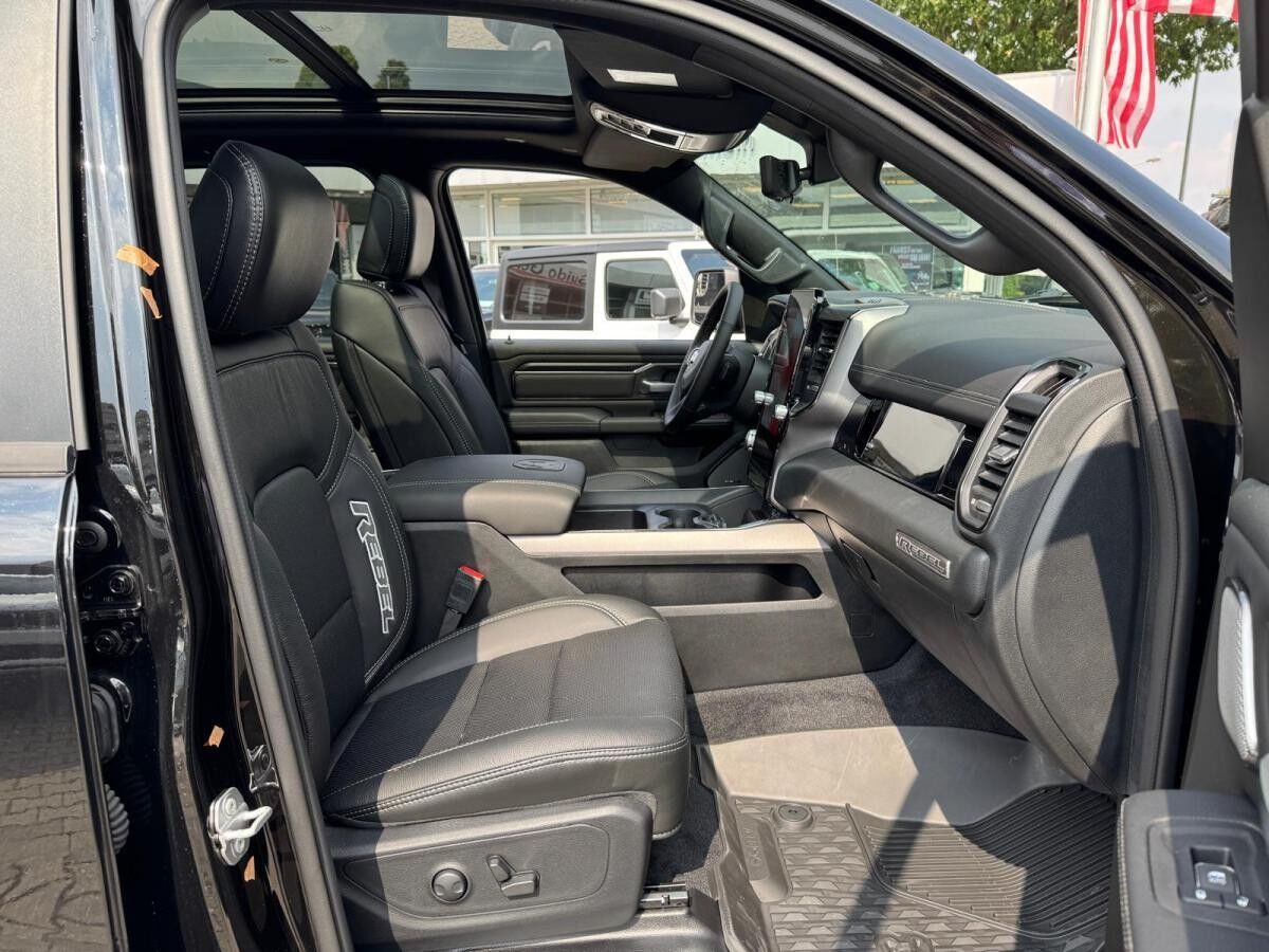 Dodge RAM REBEL Night Premium Edition Sonderaktion