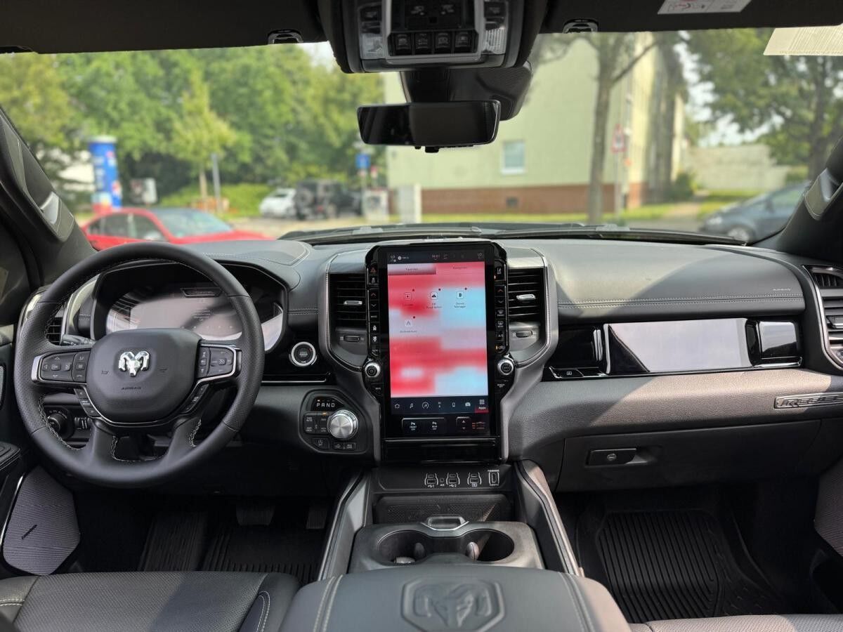 Dodge RAM REBEL Night Premium Edition Sonderaktion