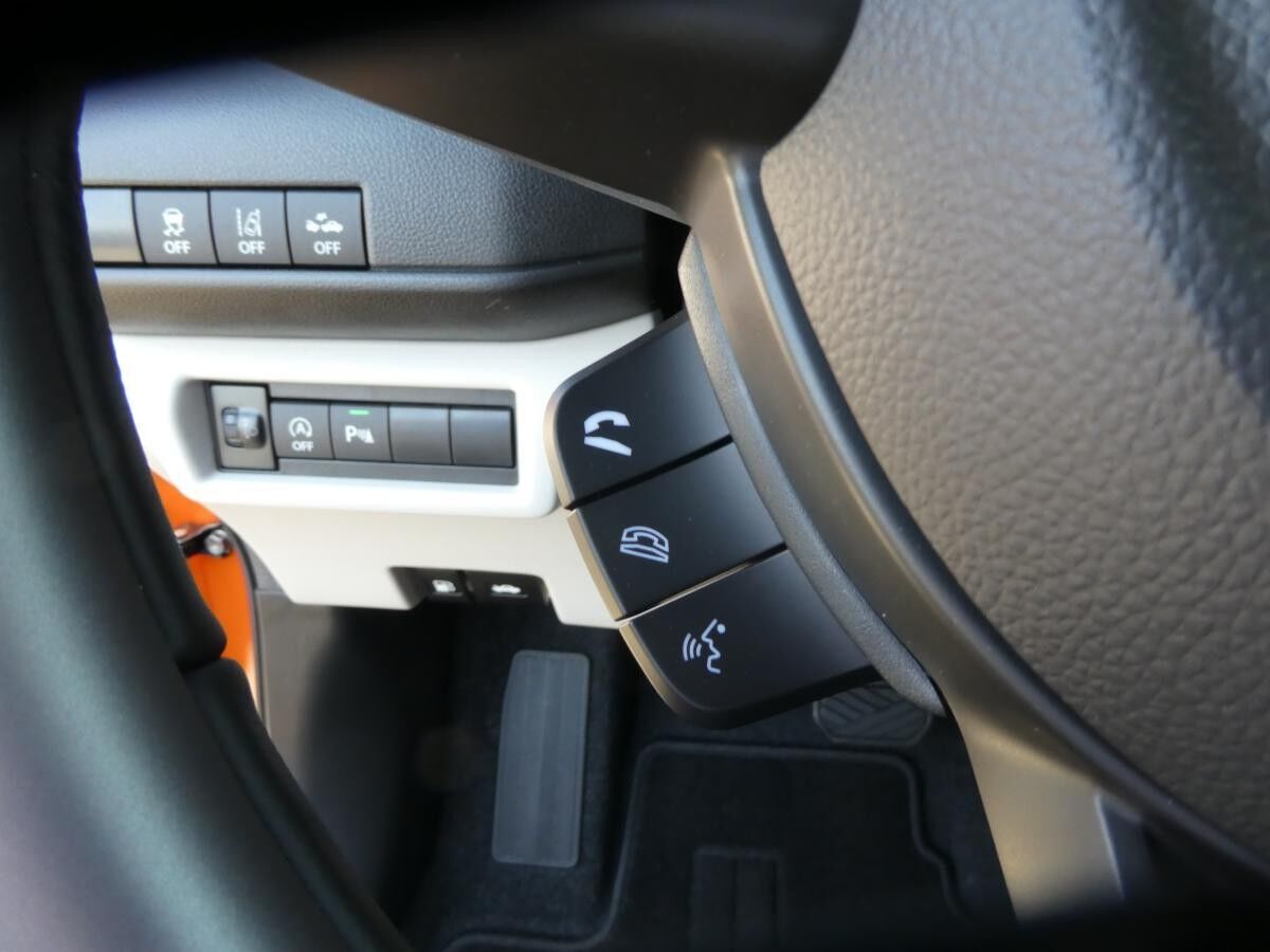 Suzuki Swift 1.2 Dualjet HYBRID Comfort CVT Automatik - Standort Hamburg