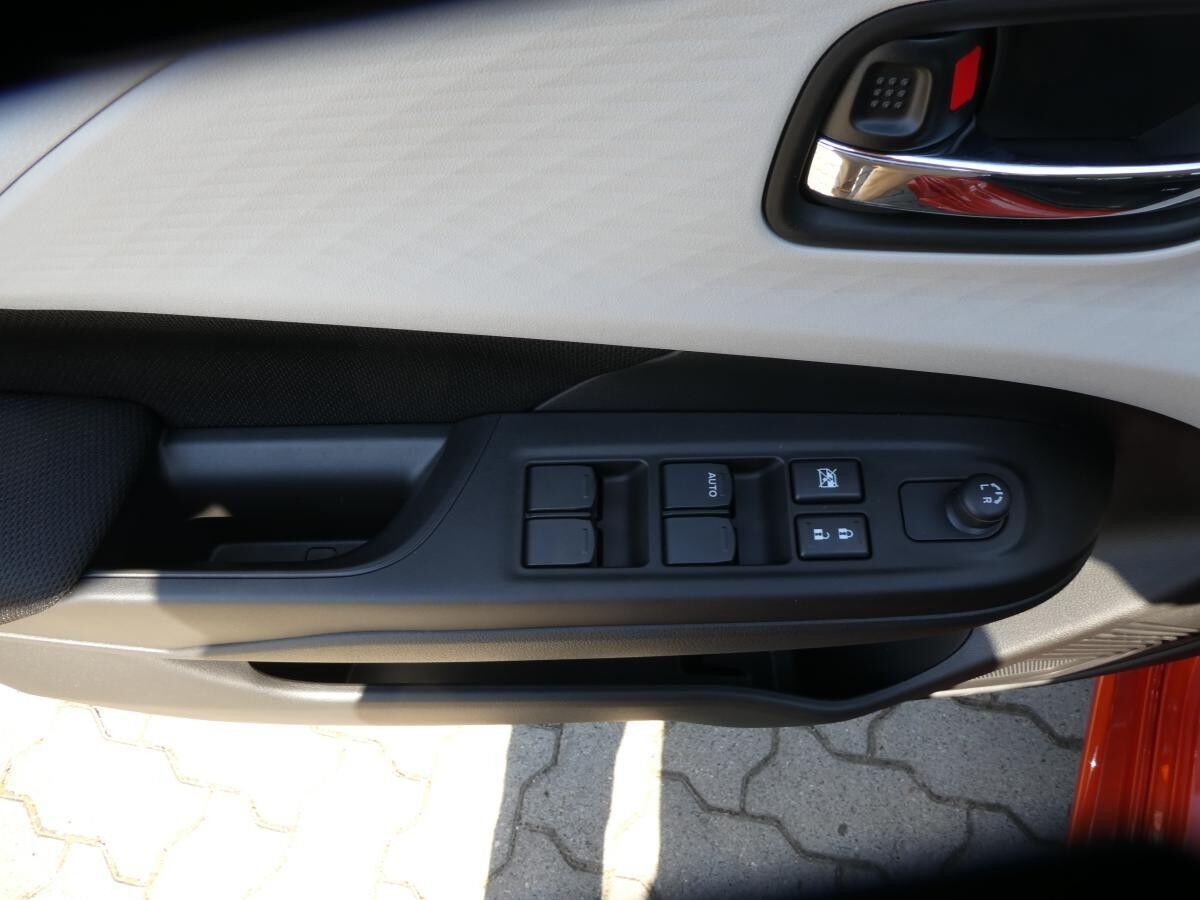 Suzuki Swift 1.2 Dualjet HYBRID Comfort CVT Automatik - Standort Hamburg