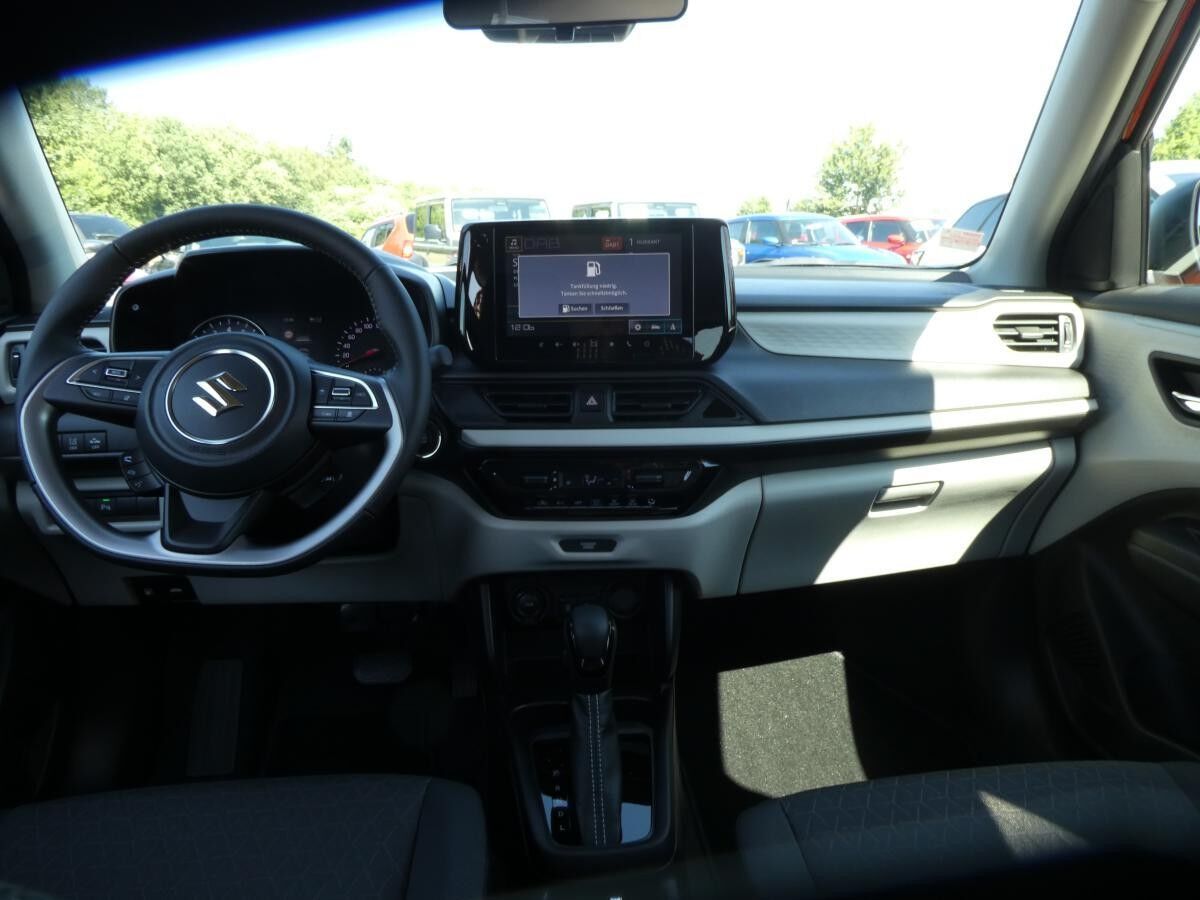 Suzuki Swift 1.2 Dualjet HYBRID Comfort CVT Automatik - Standort Hamburg