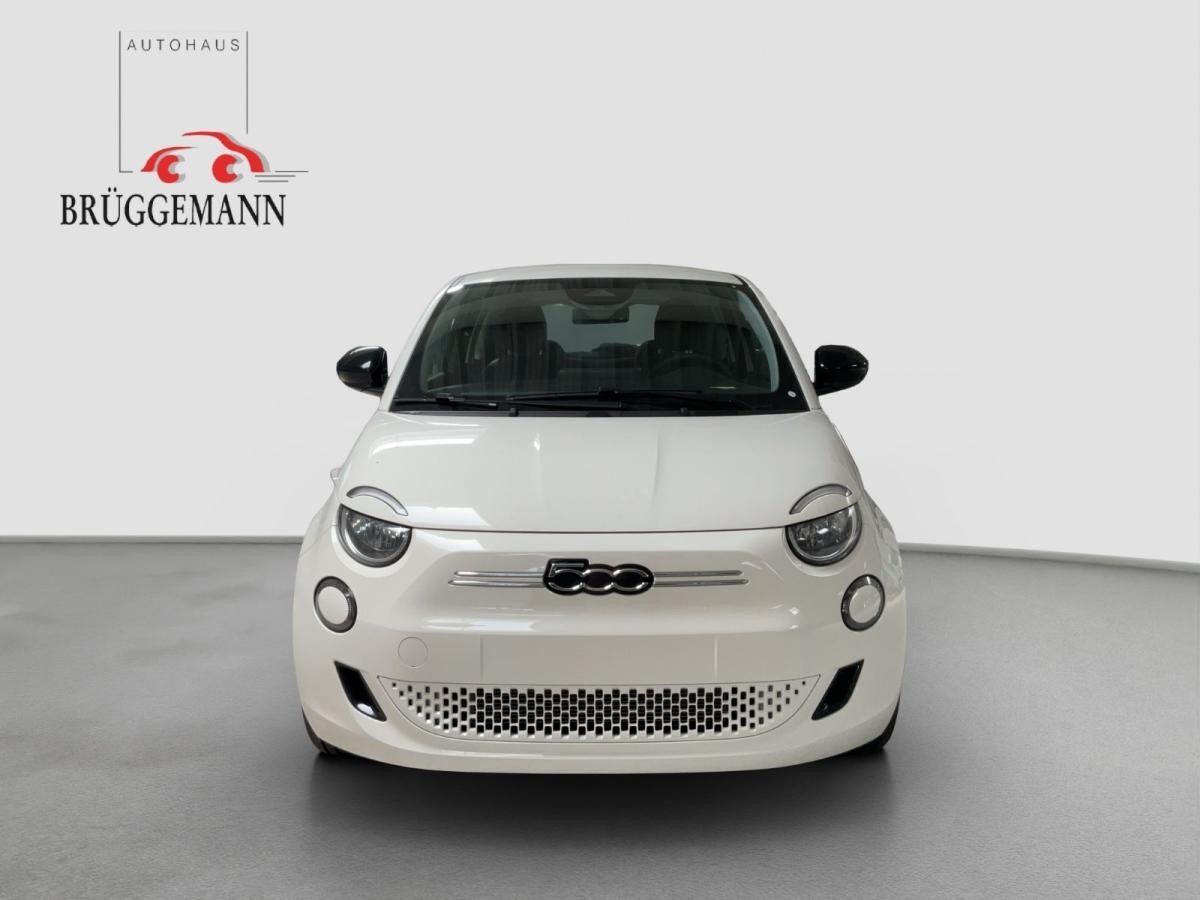 Fiat 500e 42 kWh ++ SOFORT VERFÜGBAR ++