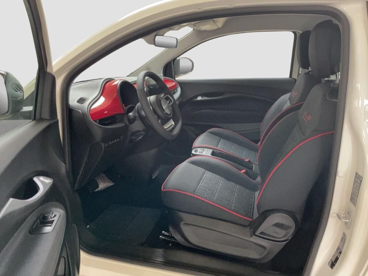 Fiat 500e 42 kWh ++ SOFORT VERFÜGBAR ++