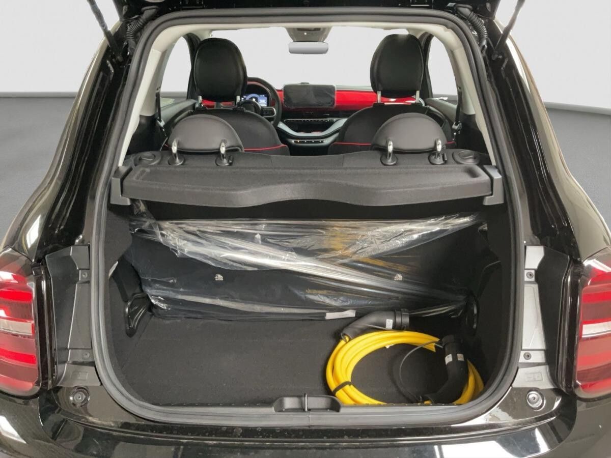 Fiat 500e 42 kWh ++ SOFORT VERFÜGBAR ++