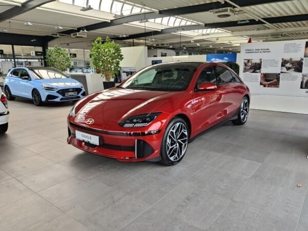Hyundai IONIQ 6 77,4 kWh 4WD UNIQ + Panoramadach + 20 Zoll-Leichtmetallfelgen SOFORT VERFÜGBAR