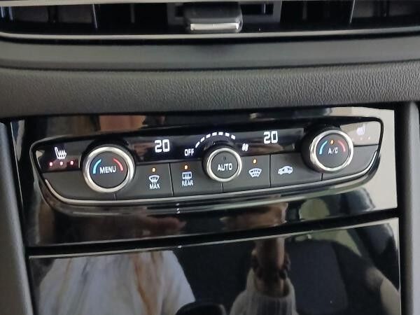 Opel Grandland 1.2T AHK,Navi,Parkpilot,RückfahrK