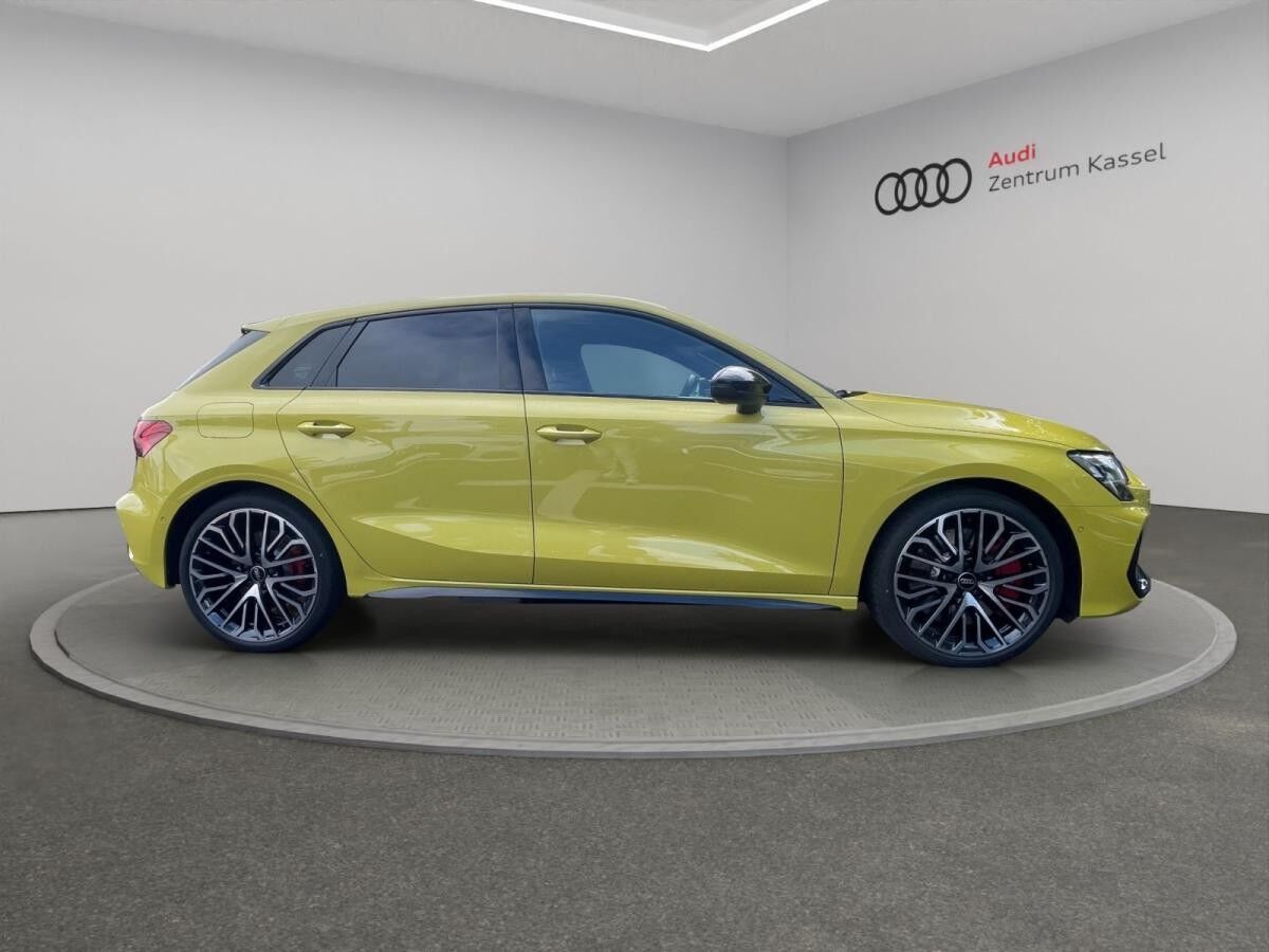 Audi S3 SB 2.0 TFSI qu. Matrix SONOS Pano HuD Kamera