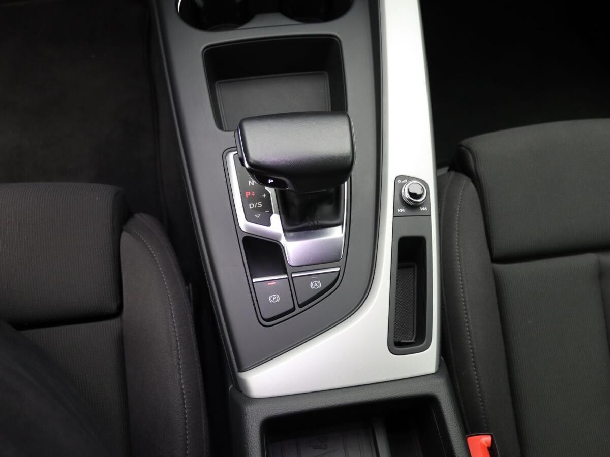 Audi A4 Avant 40 TDI S-tronic / MMI-Navi+, Tour, LED