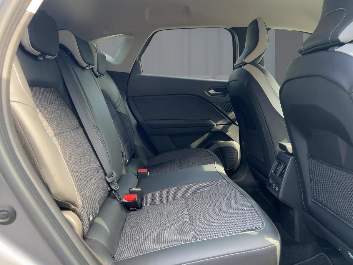 Renault Captur 1.3 TCe 140 Intens