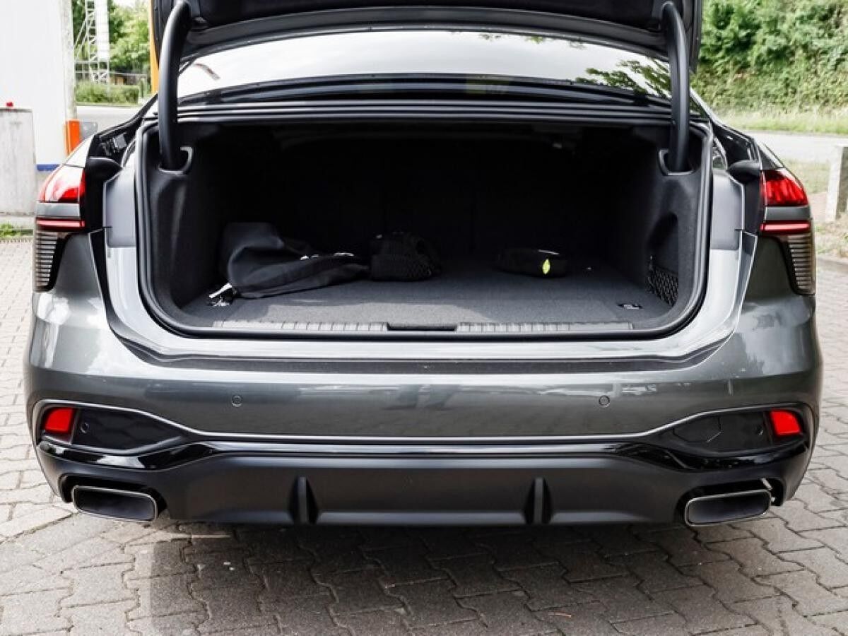 Audi A6 Limousine e-hybrid quattro 2 x S line edition one ACC Matrix Tech+ LM21