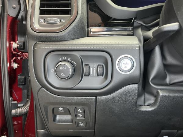 Dodge RAM Limited Night Gen6,LPG,P.Displ,Massage,E-Heckkl.