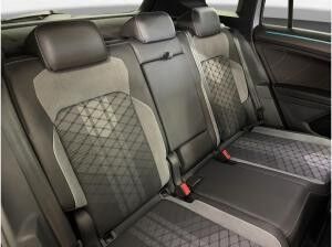 Volkswagen Tiguan 1.4 eHybrid R-Line AHK Pano Matrix LM 19" ACC Navi