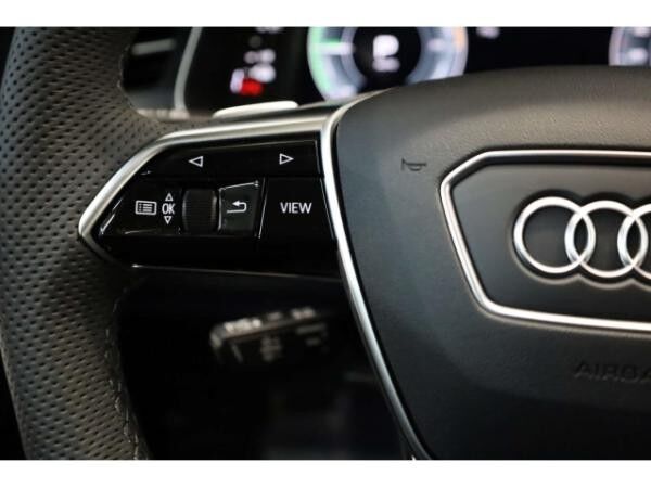 Audi A6 Avant 55 TFSI e quattro S line