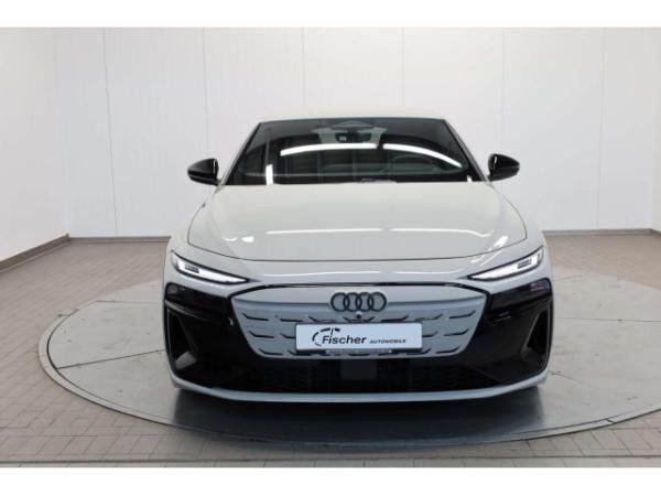 Audi A6 e-tron Avant quattro S line UPE: 109.465,00 €