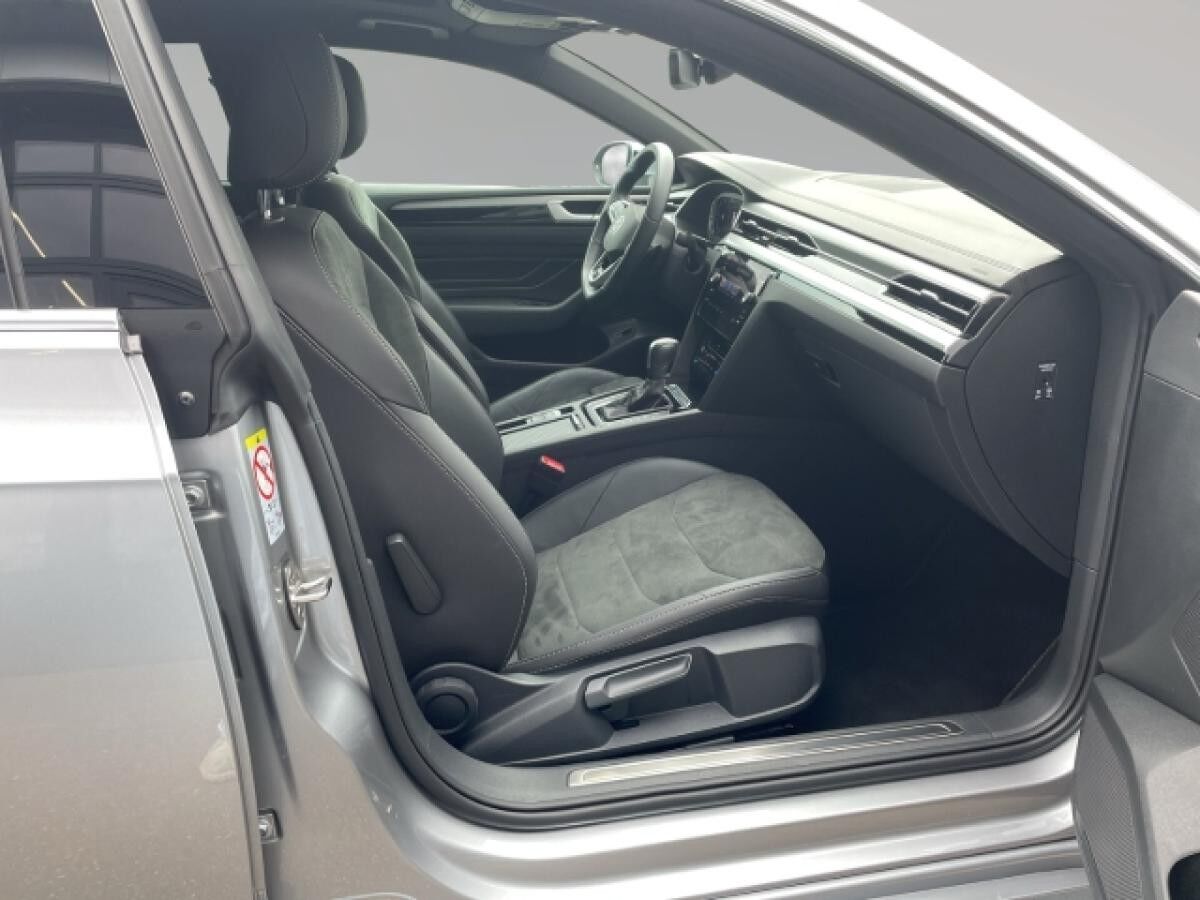 Volkswagen Arteon Shooting Brake 2,0 TDI R-Line Matrix AHK Pano Kamera Navi