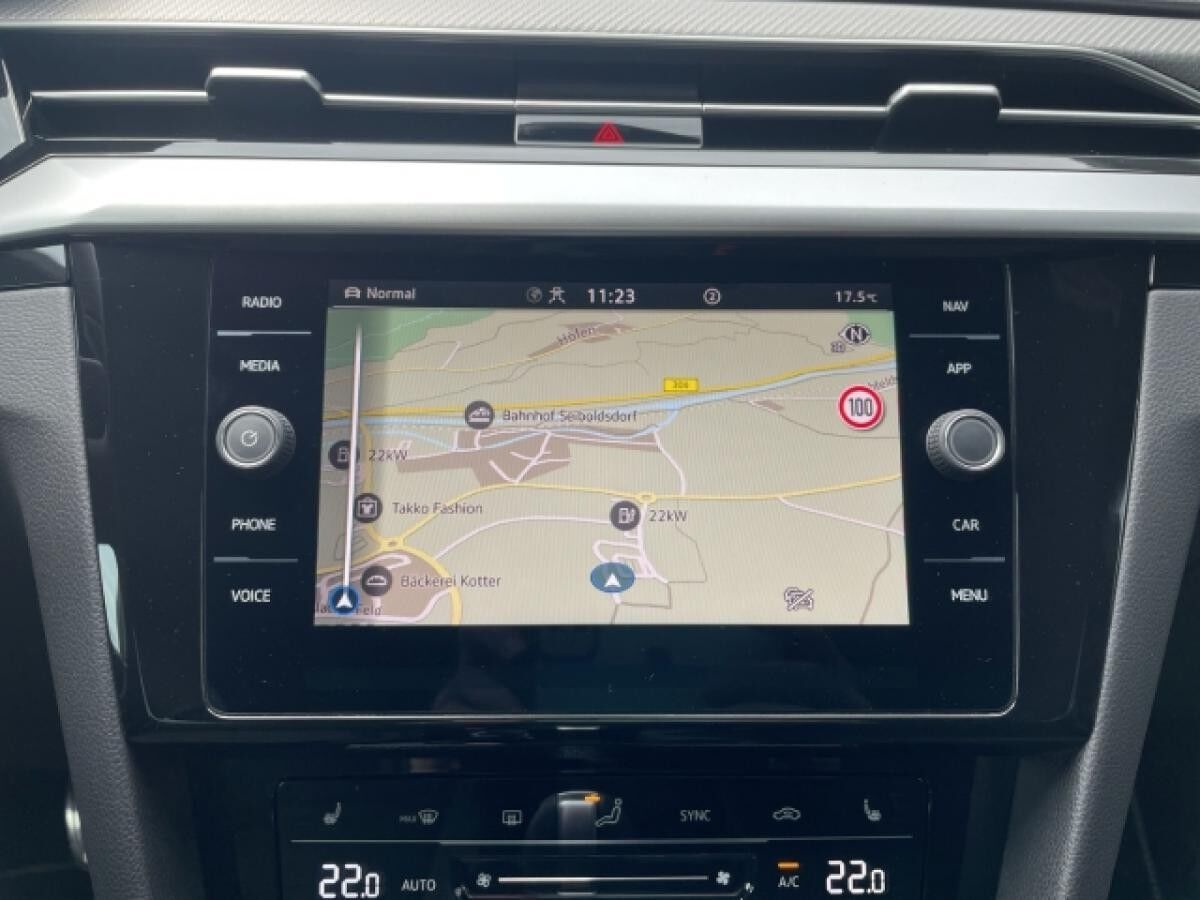 Volkswagen Arteon Shooting Brake 2,0 TDI R-Line Matrix AHK Pano Kamera Navi