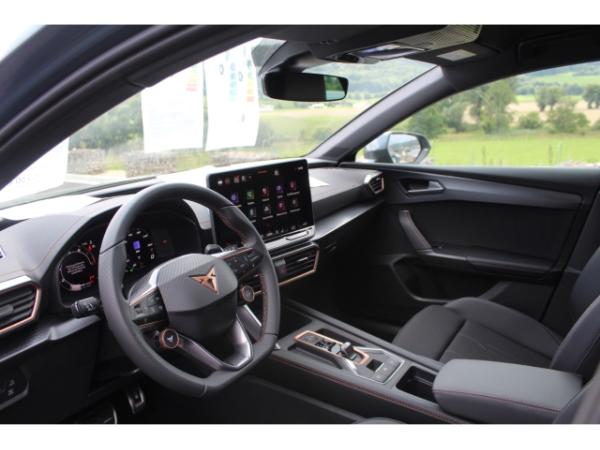 Cupra Leon 1.5 TSI DSG e-Hybrid KAMERA ACC APP CONNECT GRA 18