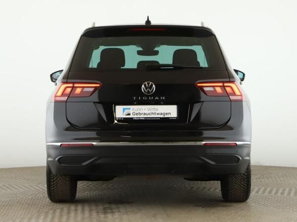 Volkswagen Tiguan 1.5 TSI Active *Pano*LED*RFK*Navi*AppleCar*