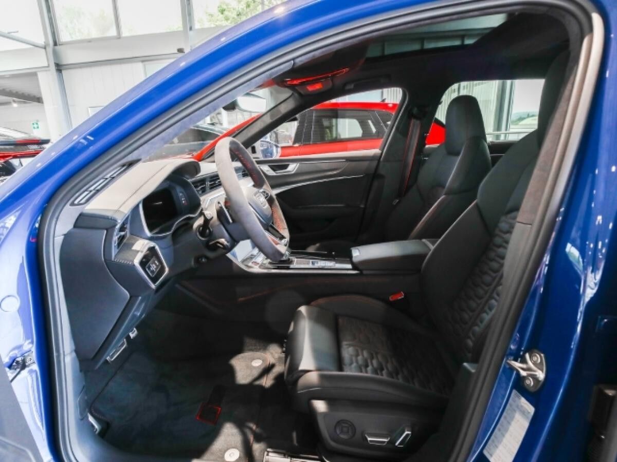Audi RS6 Avant performance AHK Pano Keramik B&O Laser