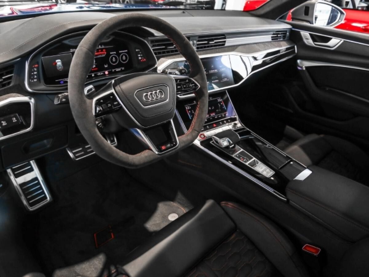 Audi RS6 Avant performance AHK Pano Keramik B&O Laser