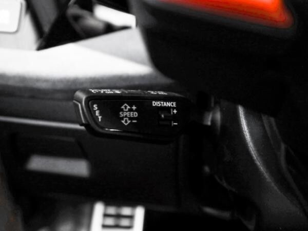Audi RS3 2.5 TFSI Sportback Keramik ACC Leder Navi Panorama