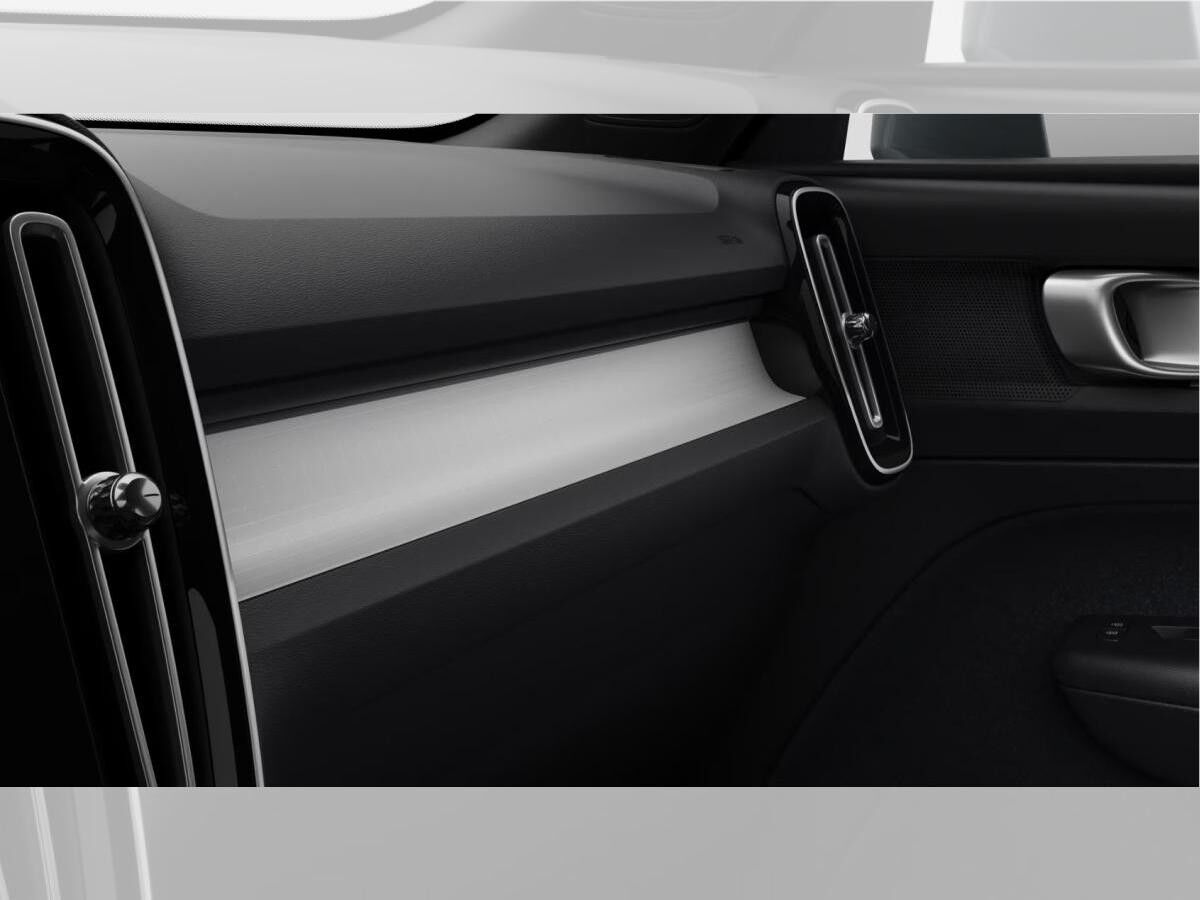 Volvo XC40 Core, B3 Mild-Hybrid, Benzin "sofort lieferbar"