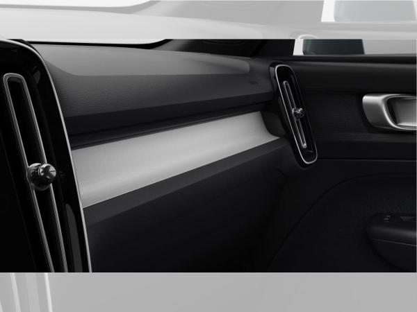 Volvo XC40 Core, B3 Mild-Hybrid, Benzin "sofort lieferbar"