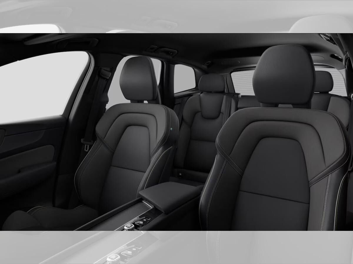 Volvo XC60 Black Edition Plus, B5 AWD Mild-Hybrid, Benzin, "sofort lieferbar"