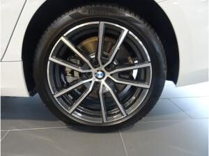 BMW 330 e Limousine ab Lager! 0,5% Versteuerung!