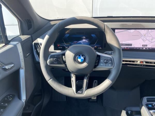 BMW ix iX xDrive60 🔥600km Reichweite /Neues Modell ✅ Autobahnassistent+Wärmekomfort Paket+ Innovationspaket